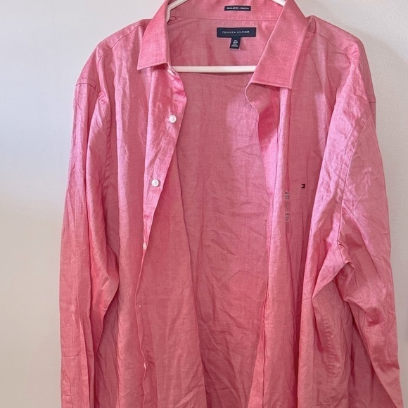 Tommy Hilfiger Men's Classic/Regular Fit Stretch Solid Dress Shirt,Cherry - Picture 9 of 11